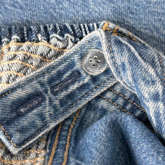 Levi’s Drea Jumpsuit Overalls Button Front Smocked Back XS - Picture 10 of 11